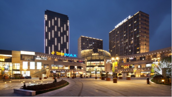 ��ҵ�㳡�������̶����ǵ�����ʩչ����Щ������