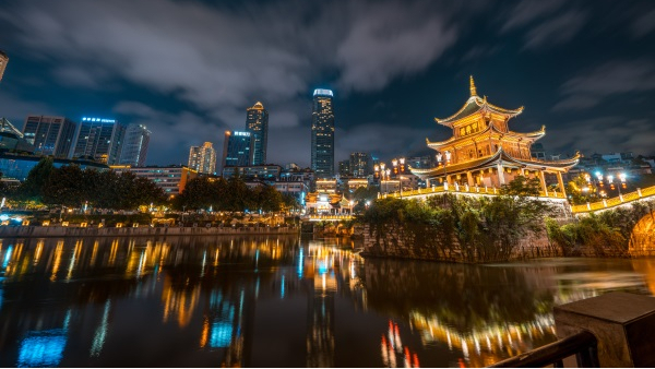 ���޽�������Ʋ��ɺ��Ӷ��޽��ı���