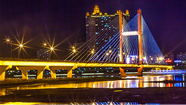 ���������������ĵ�һ��Ҫ�Ͽ�����