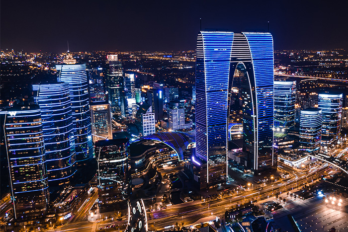 17����������������ô����д��¥������