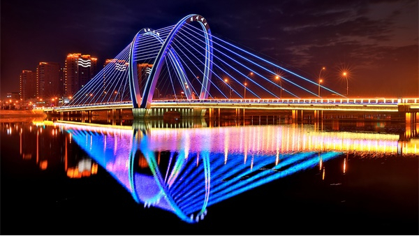 �������˸�����̵�������ľ���֮��