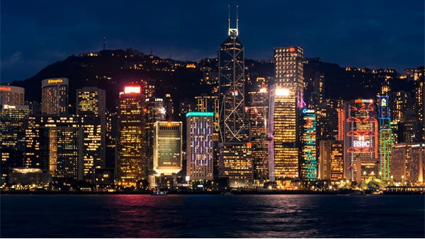 �뵼������̫���ܵ������������״