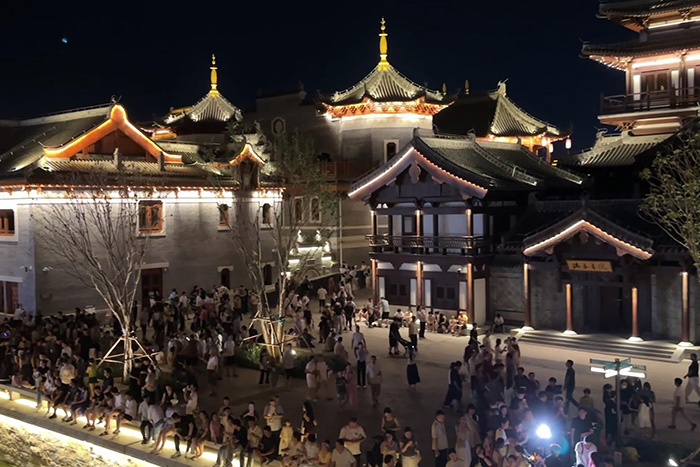 ����ҹ�ε���˸������