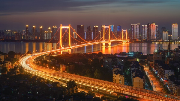 ������������Ӧ������������������