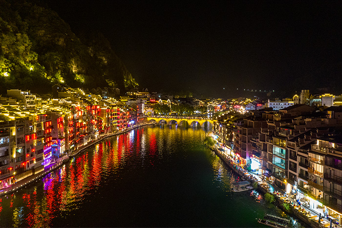 ��������򿨵ص���˸������Ӧ����������