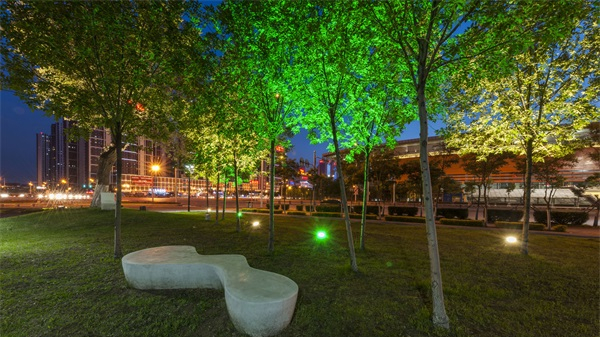 ԰�ֵ���˸�����ע��԰���⾳���ٴ���