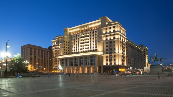 ѧУ������������ù�ڹ��У԰�Ļ�