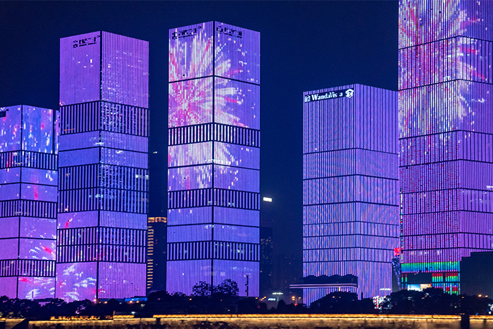 ����ҹ���Ķ����ִ���¥�����������ض������