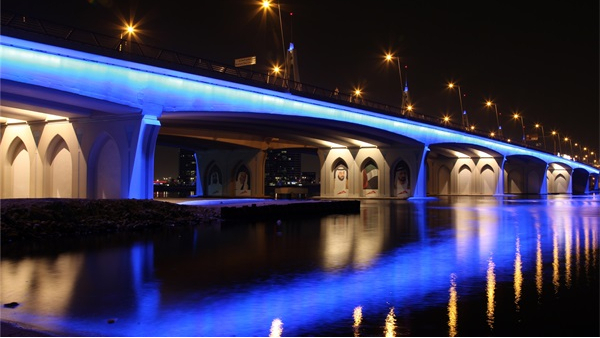 ����ҹ��������ƴ����񾲵�ҹ��������